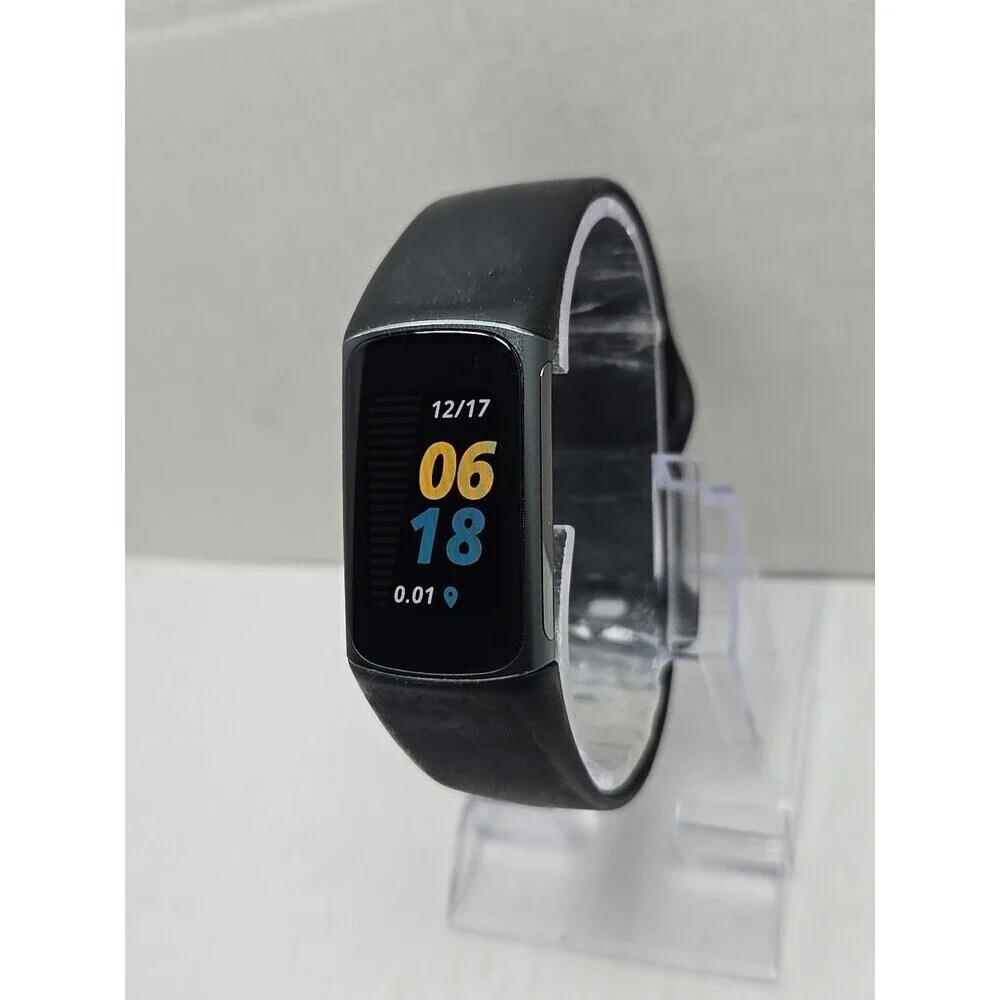 Fitbit Charge 5 Fitness Tracker GPS SpO2 Sleep Monitor Activity W/ Charger Watch